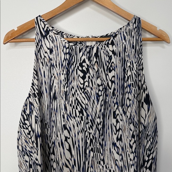 Paraphrase Printed Sleeveless Blouse Size Large - Picture 3 of 7